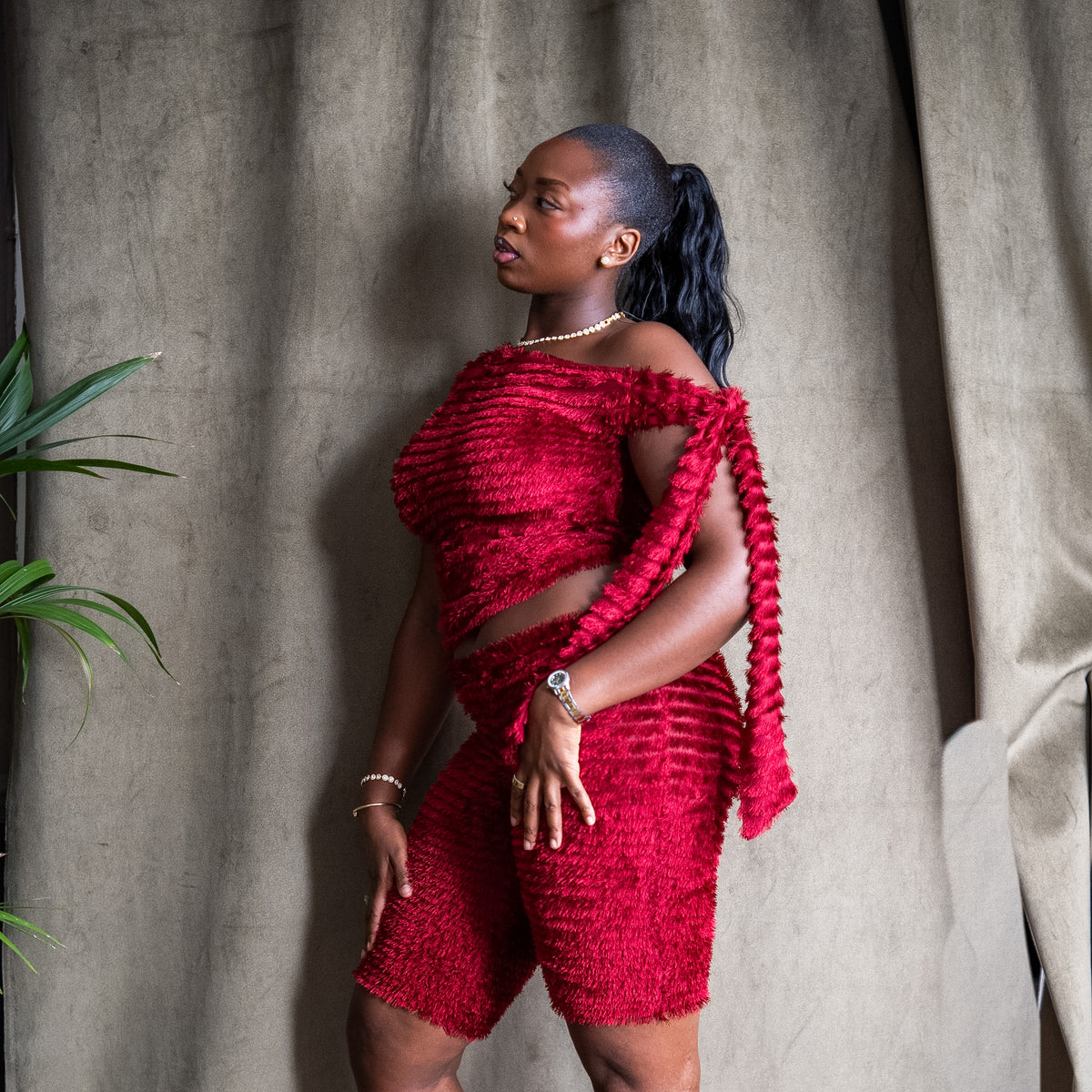 SUMAI — The Burgundy Knit Capri Pants